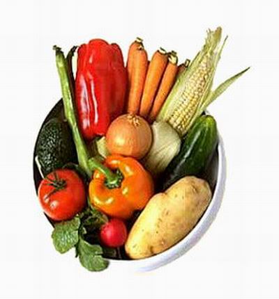 Basket of Vegetables.1 Corn on the Cob, 5 Carrots, 2 redish Bell Peppers, 1 Onion, 1 Radish, 1 Potato, 1 Cucumber, 1 Advocado, 1 Tomato and String Beans.